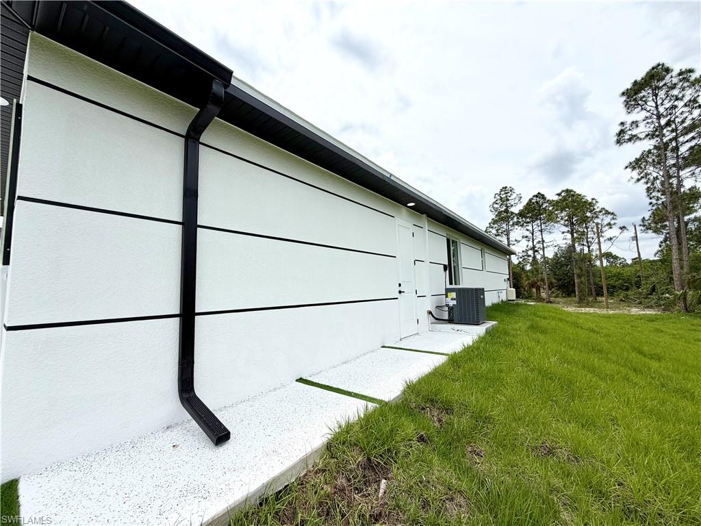1013 Lincoln Ave, Lehigh Acres, FL 33972 photo