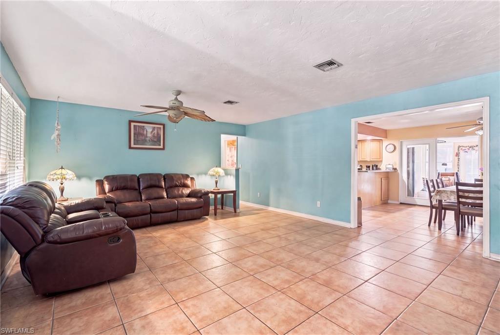 6200 Sea Grass Ln, Naples, FL 34116 photo