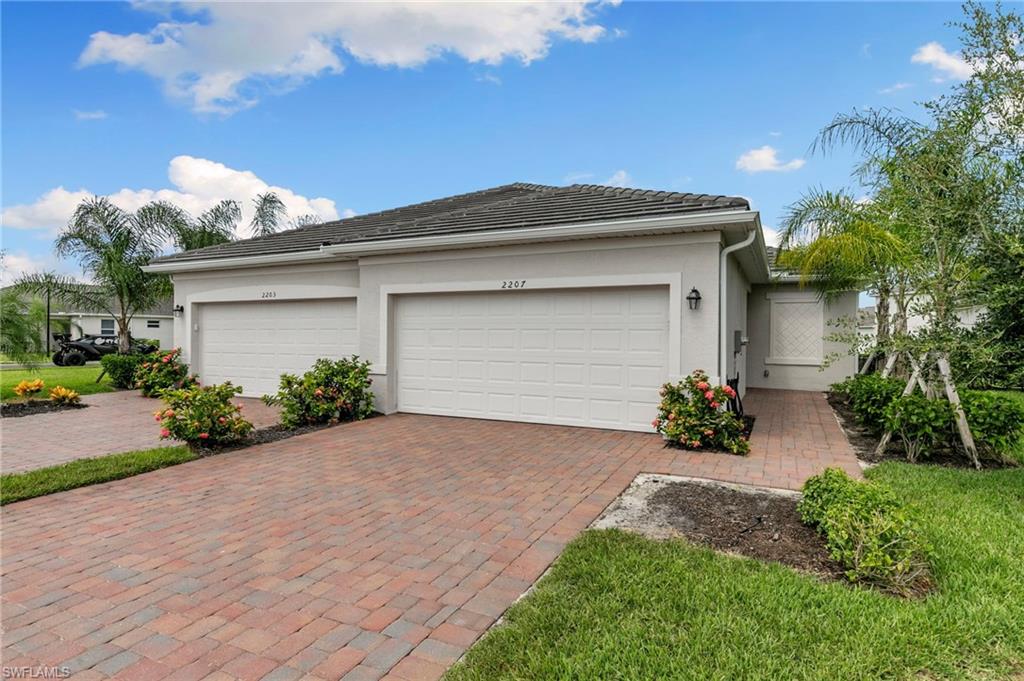 2207 Dragonfruit Way, Naples, FL 34120 photo
