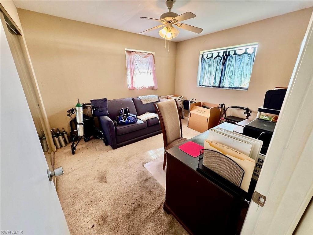 214 NE 9 Ct, Cape Coral, FL 33909 photo