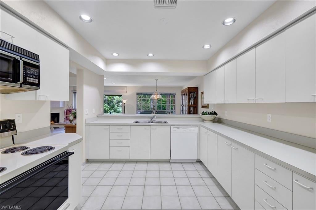 20190 Golden Panther Dr #3, Estero, FL 33928 photo