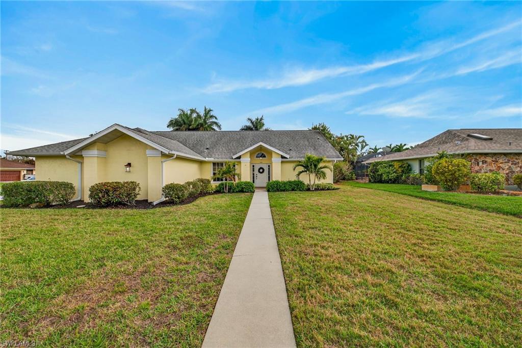 390 Saint Andrews Blvd, Naples, FL 34113 photo