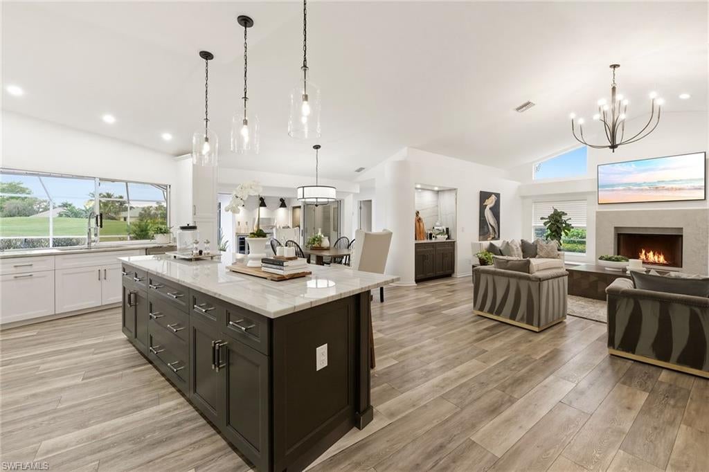 1918 Imperial Golf Course Blvd, Naples, FL 34110 photo