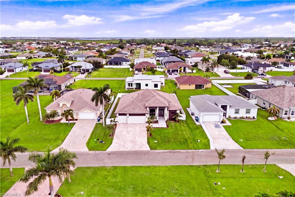 114 SW 36 Pl, Cape Coral, FL 33991 photo