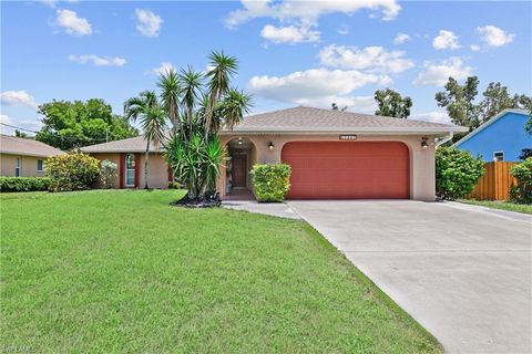 Single Family Residence in FORT MYERS FL 17317 Oriole RD.jpg