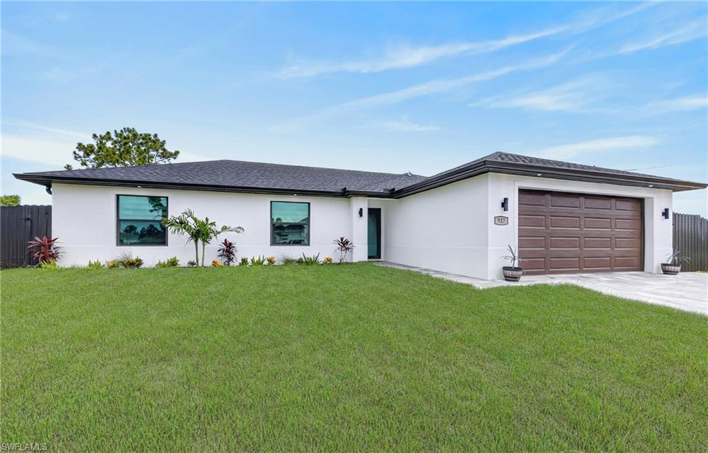 927 NE 32 Ter, Cape Coral, FL 33909 photo