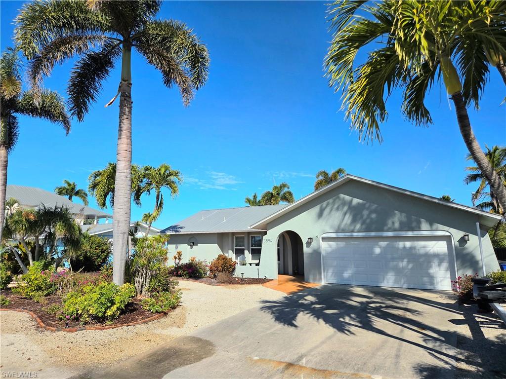 3594 Rita Ln, Saint James City, FL 33956
