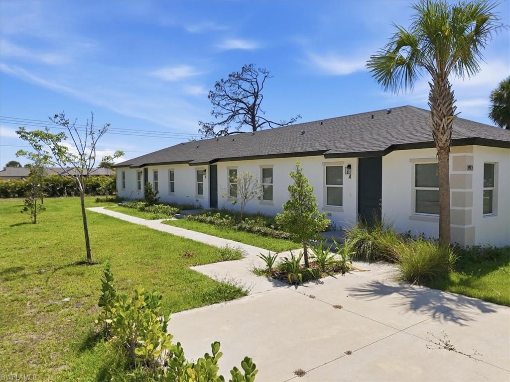 191 Rotonda Blvd, Rotonda West, FL 33131