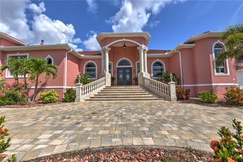 Single Family Residence in PORT CHARLOTTE FL 4409 Crews CT.jpg
