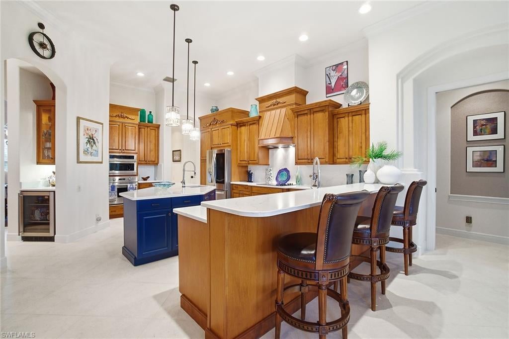 6891 Lakewood Isle Dr, Fort Myers, FL 33908 photo
