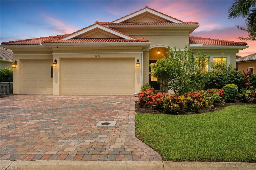 10240 Avonleigh Dr, Bonita Springs, FL 34135 photo