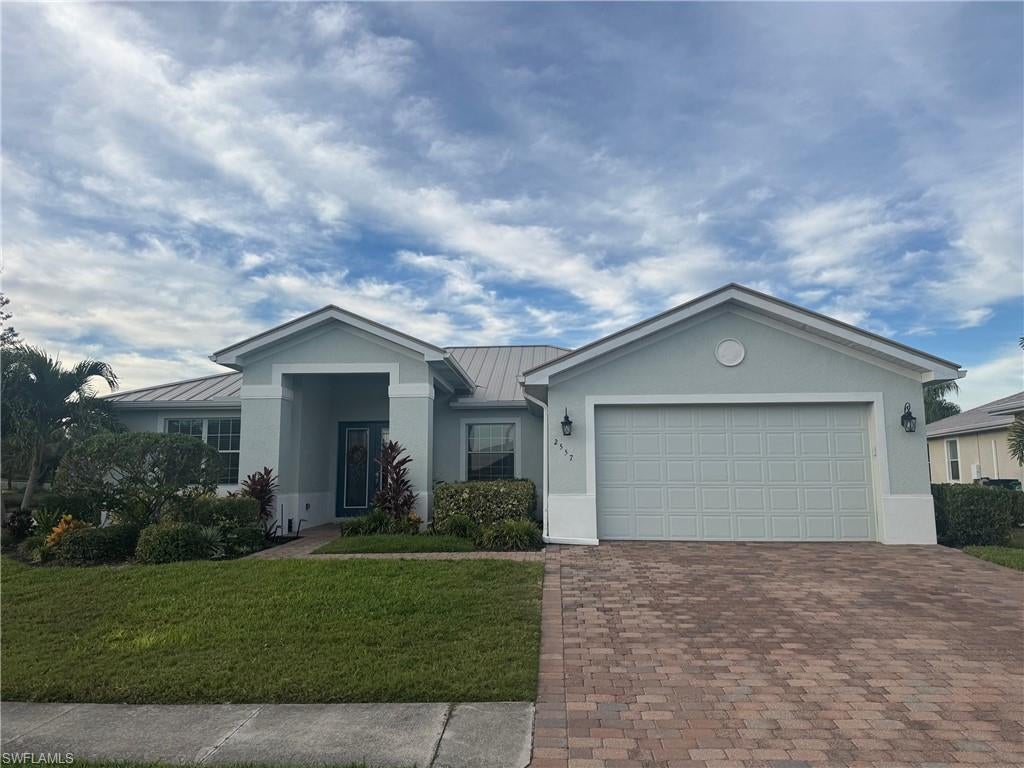 2557 Ashbury Cir, Cape Coral, FL 33991