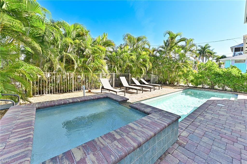 26515 Hickory Blvd, Bonita Springs, FL 34134 photo