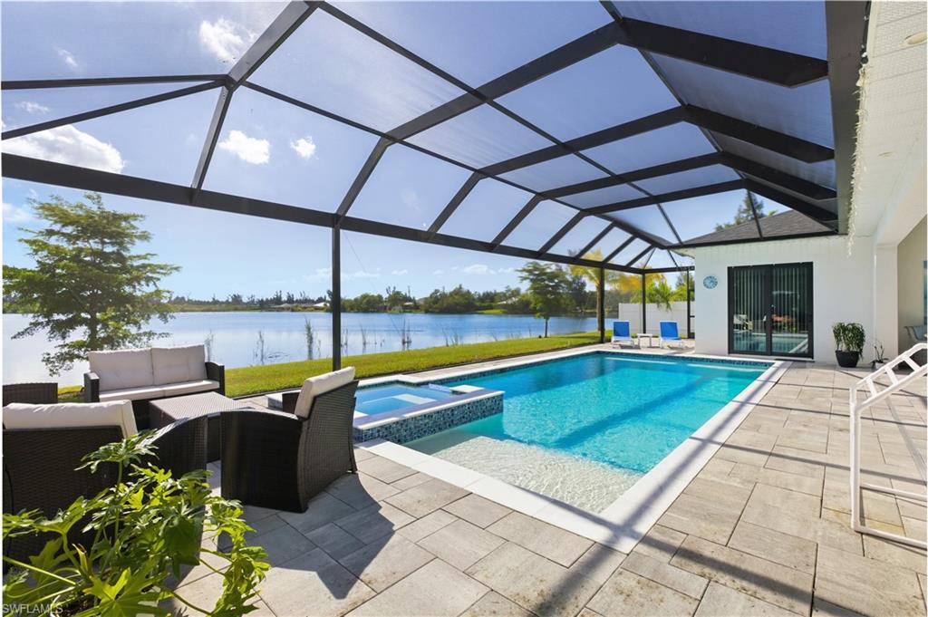 1708 4 St, Cape Coral, FL 33991
