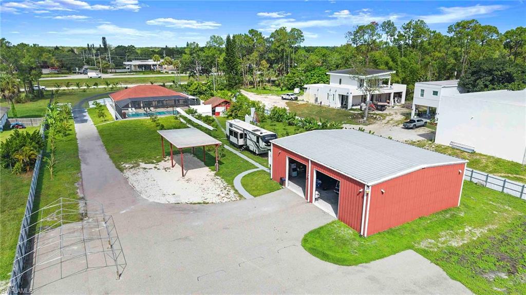2070 39 St, Naples, FL 34117 photo