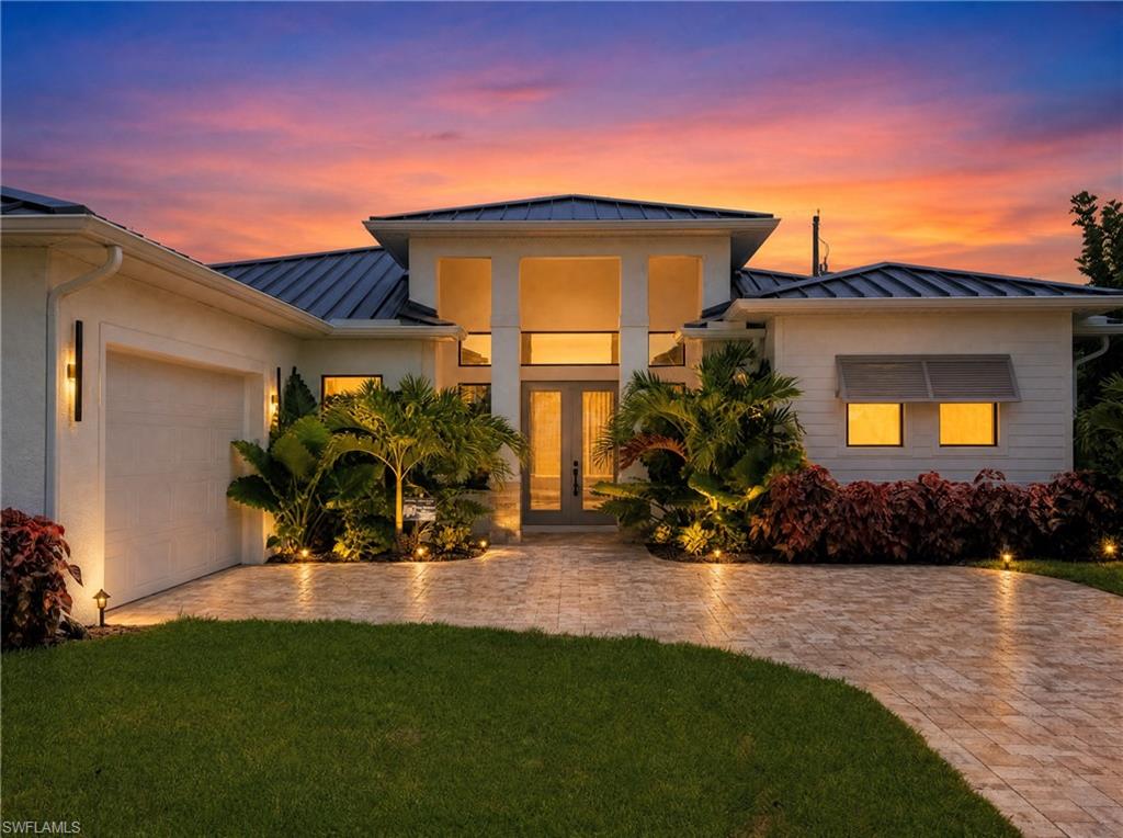 1257 22 Ave, Naples, FL 34103