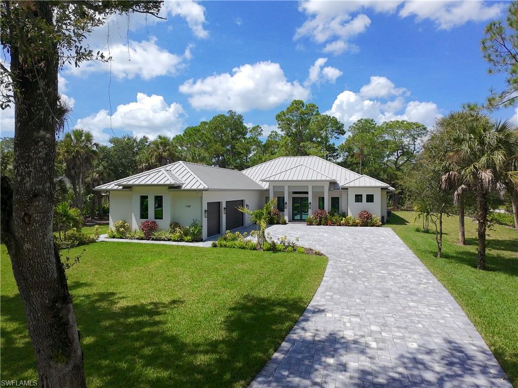 1109 15 St, Naples, FL 34117