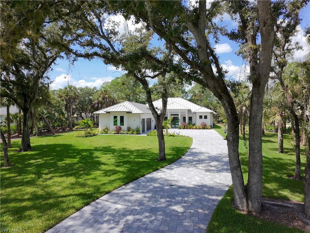 1109 15 St, Naples, FL 34117 photo