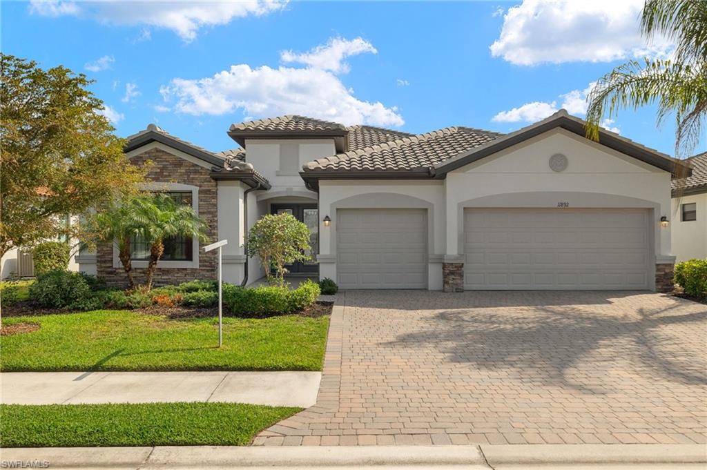 11892 Hickory Estates Cir, Fort Myers, FL 33913