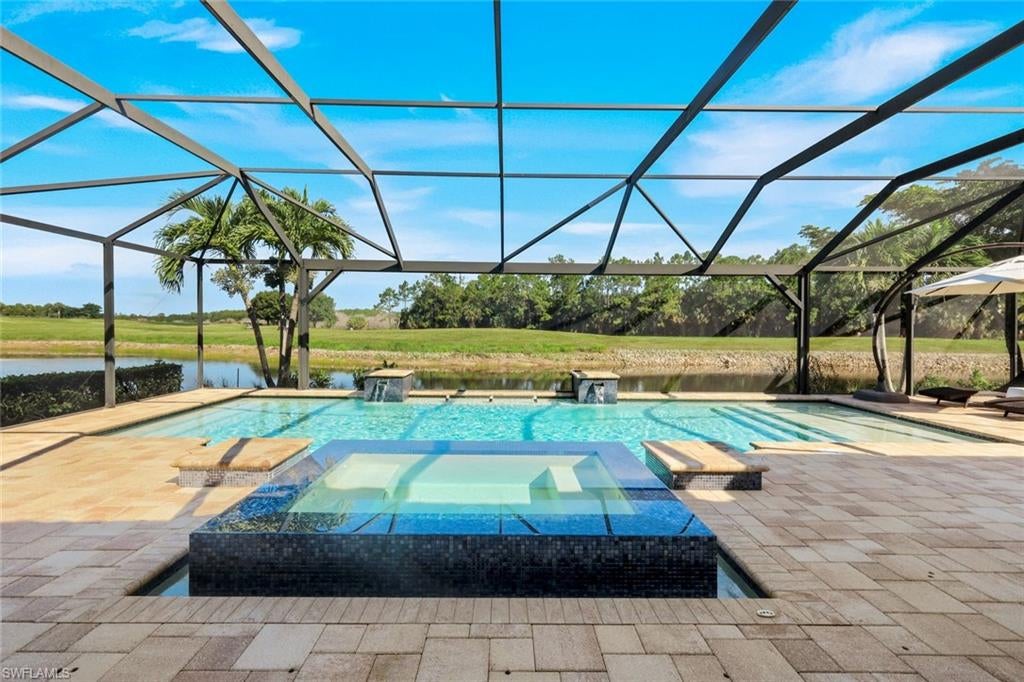 9238 Ores Cir, Naples, FL 34120 photo