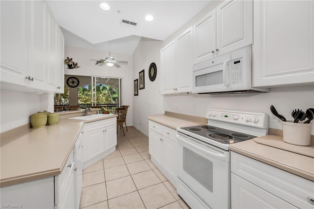 3945 Deer Crossing Ct #202, Naples, FL 34114 photo