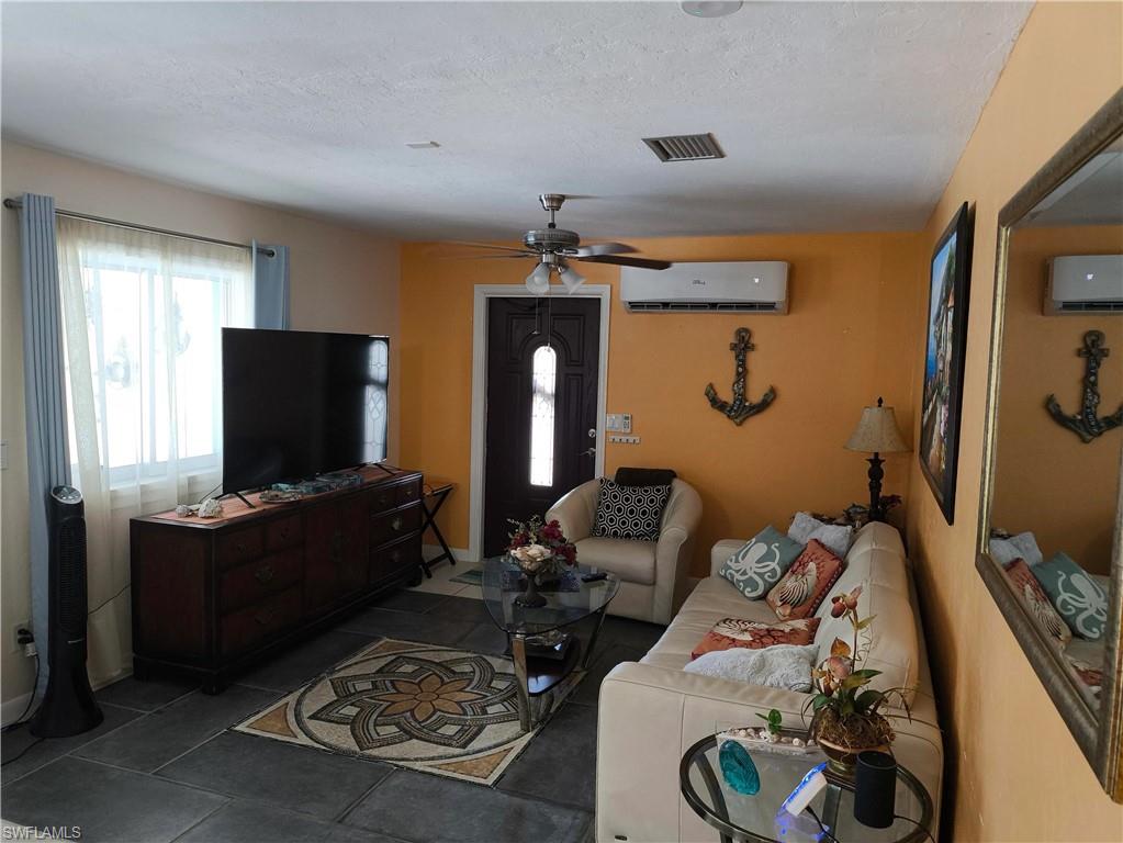 618 107 Ave, Naples, FL 34108 photo