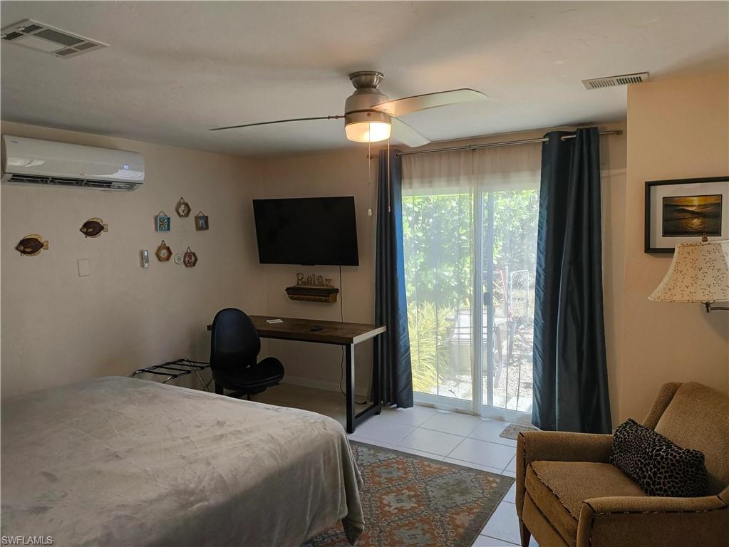 618 107 Ave, Naples, FL 34108 photo