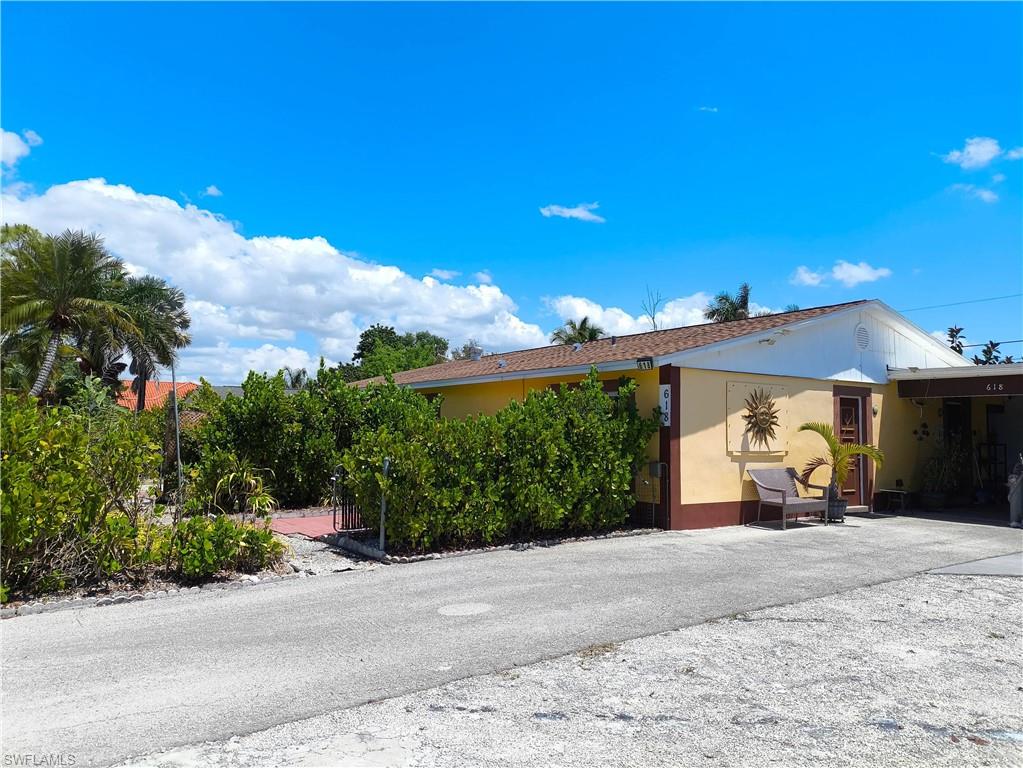 618 107 Ave, Naples, FL 34108 photo