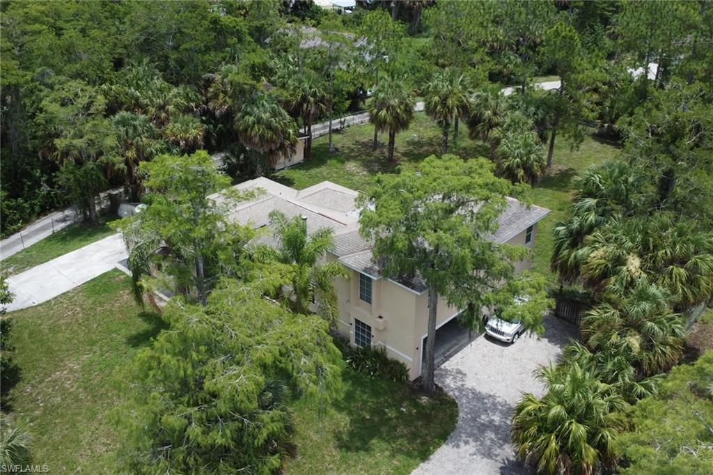160 19 St, Naples, FL 34117