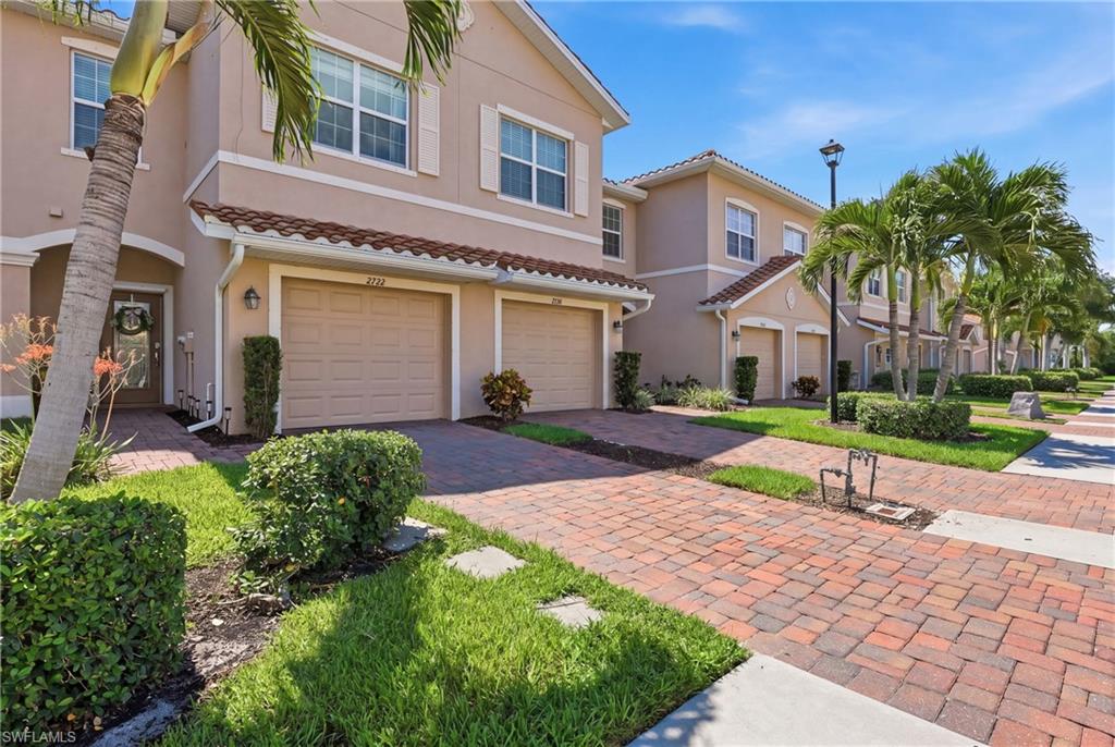 2722 Citrus St, Naples, FL 34120 photo