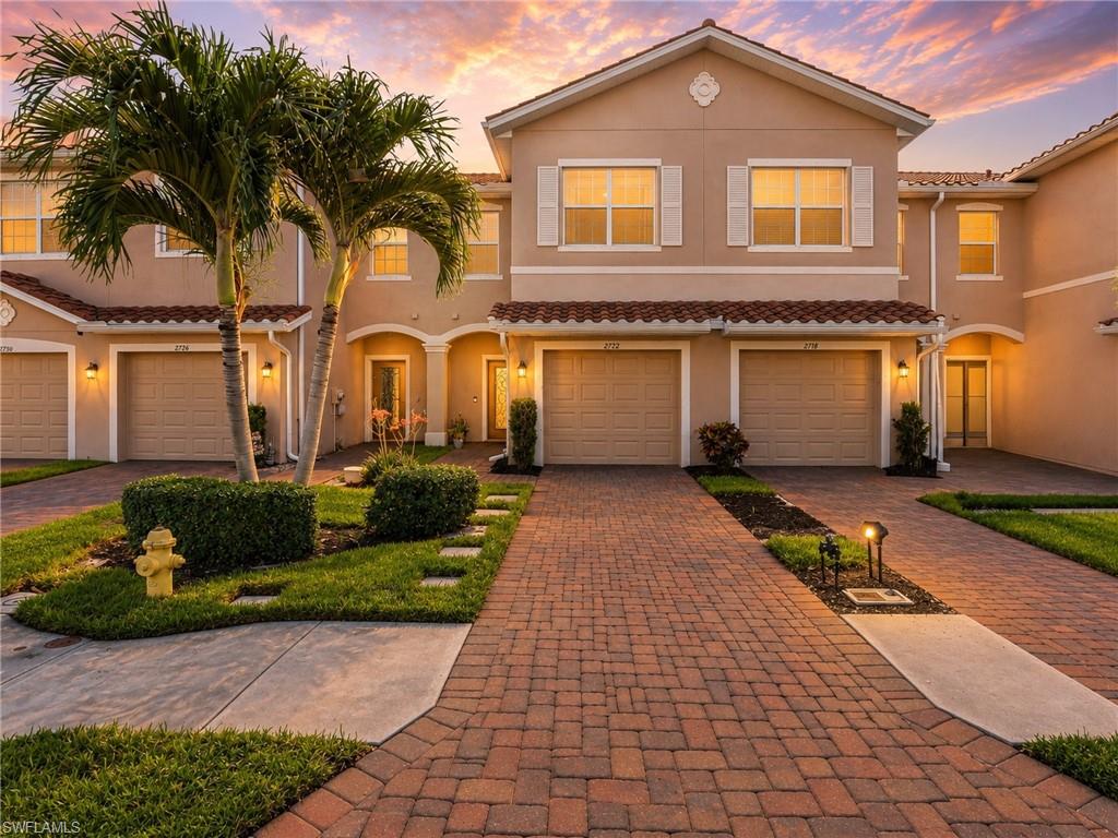 2722 Citrus St, Naples, FL 34120 photo