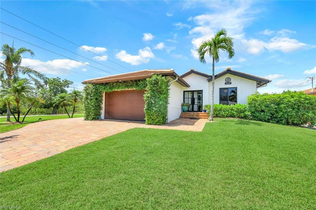 999 Valley Dr, Bonita Springs, FL 34134