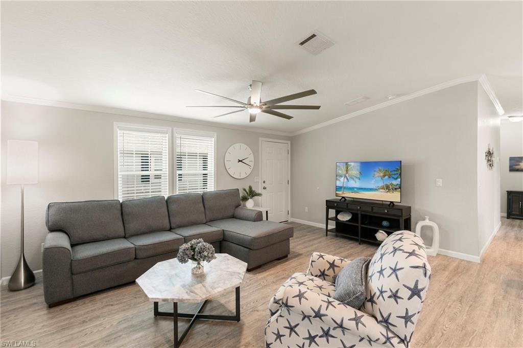1366 Diamond Lake Cir, Naples, FL 34114 photo