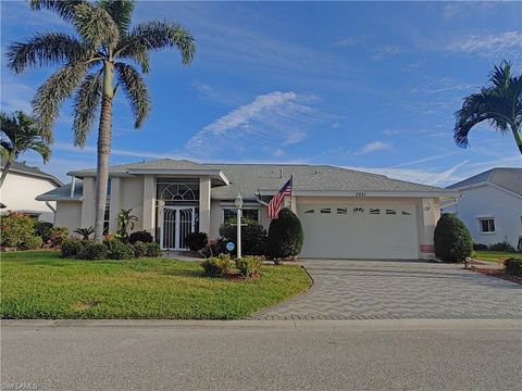 Single Family Residence in ESTERO FL 3921 Spring Garden LN.jpg