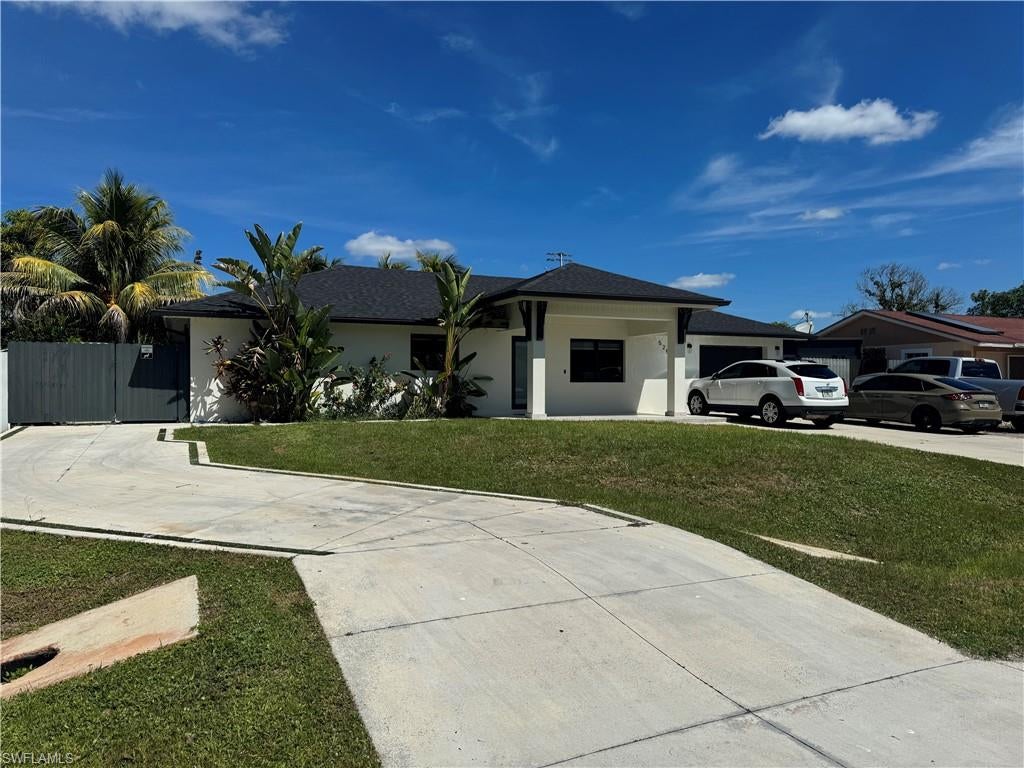 5253 32 Ave, Naples, FL 34116 photo