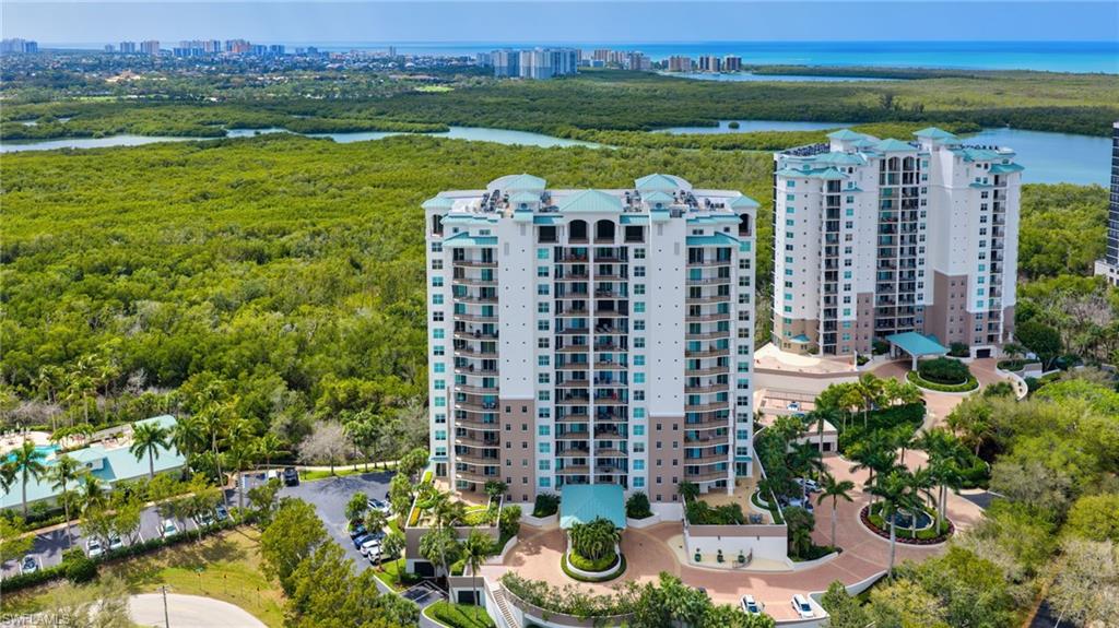 455 Cove Tower Drive 304, Naples, FL 34110