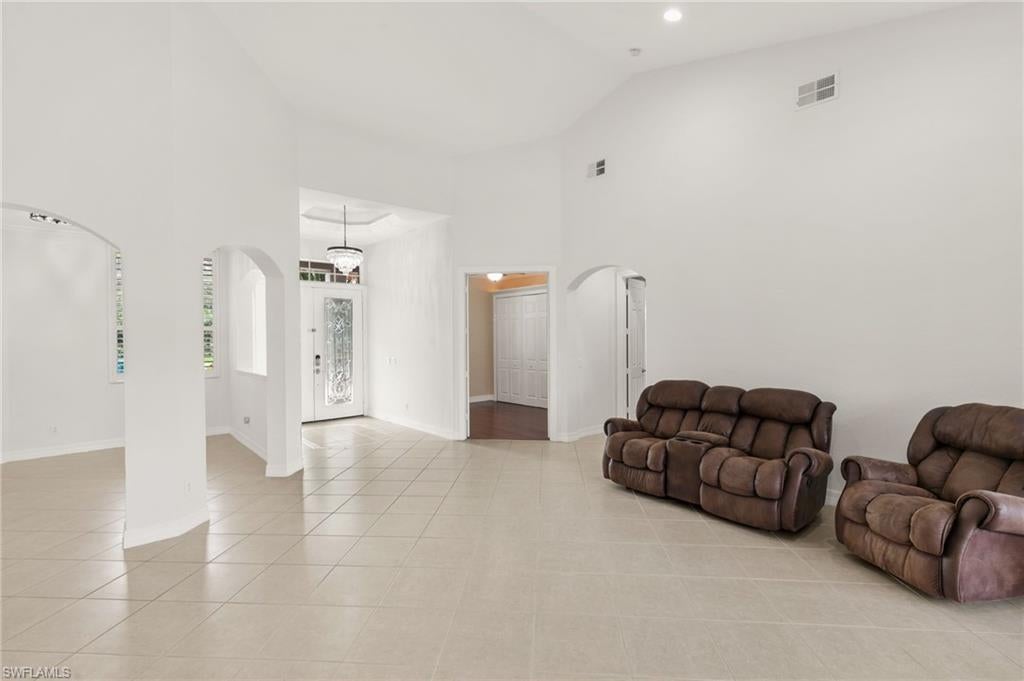 3917 Fabienne Ct, Naples, FL 34109 photo