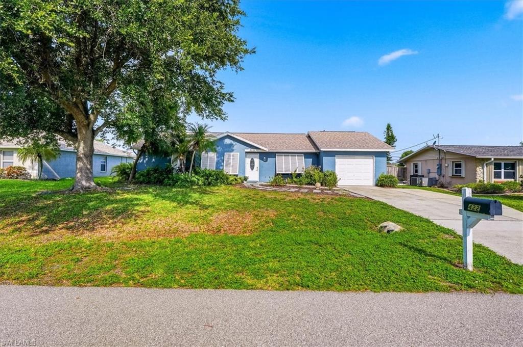 4422 SW 1 Ave, Cape Coral, FL 33914 photo
