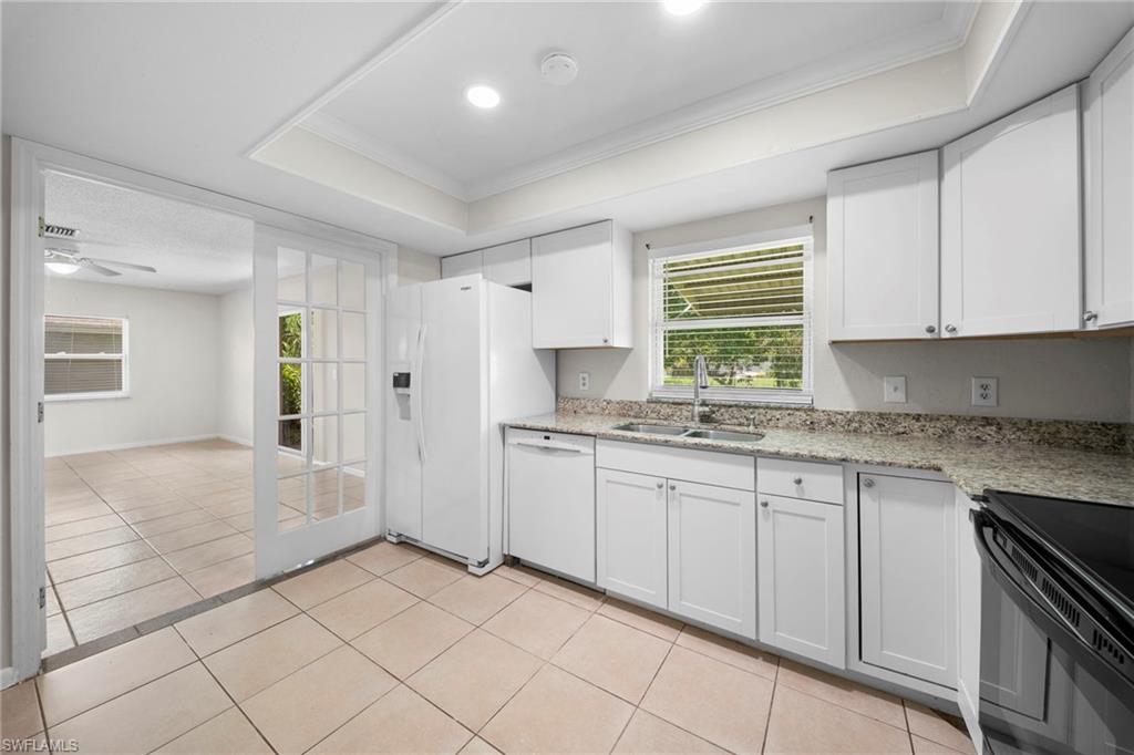 5820 Algiers St, Fort Myers, FL 33919 photo
