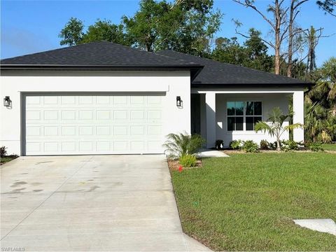 Single Family Residence in NORTH PORT FL 2370 Allsup TER.jpg