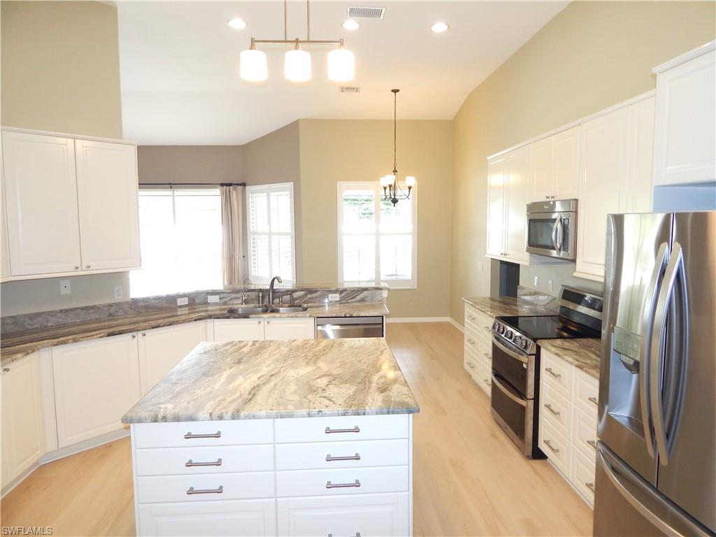 349 Sweet Bay Ln, Naples, FL 34119 photo