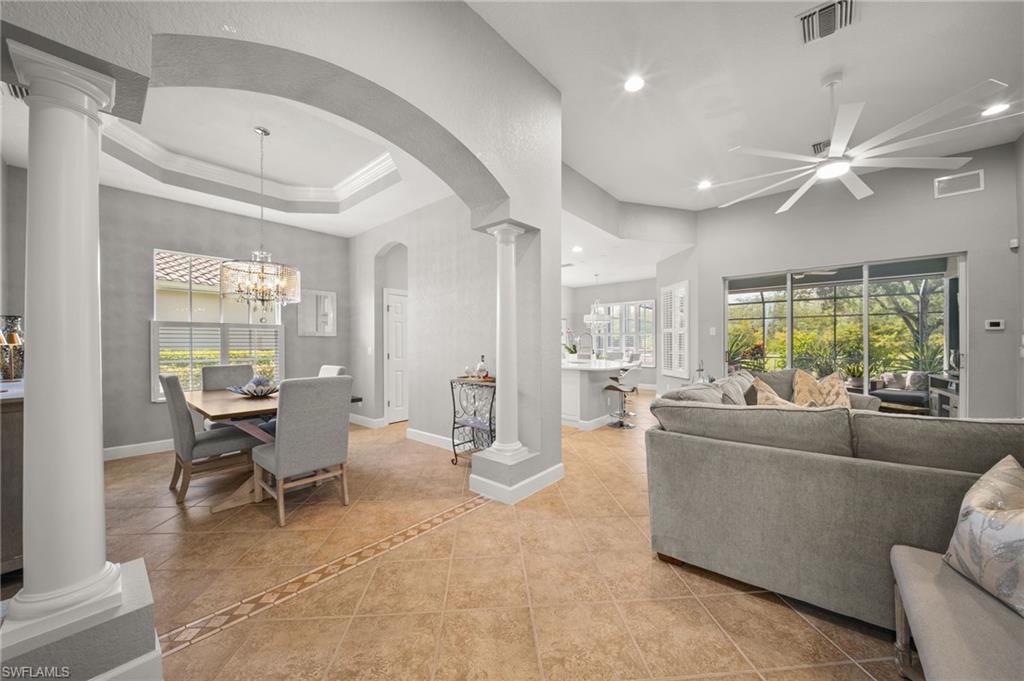 9137 Quartz Ln, Naples, FL 34120 photo