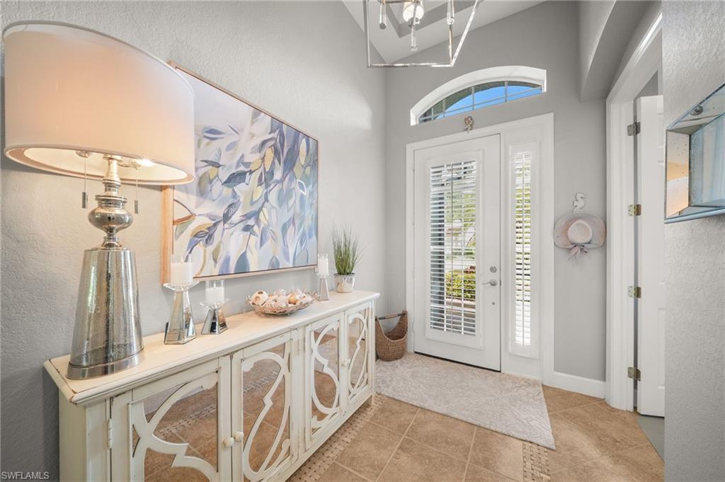 9137 Quartz Ln, Naples, FL 34120 photo