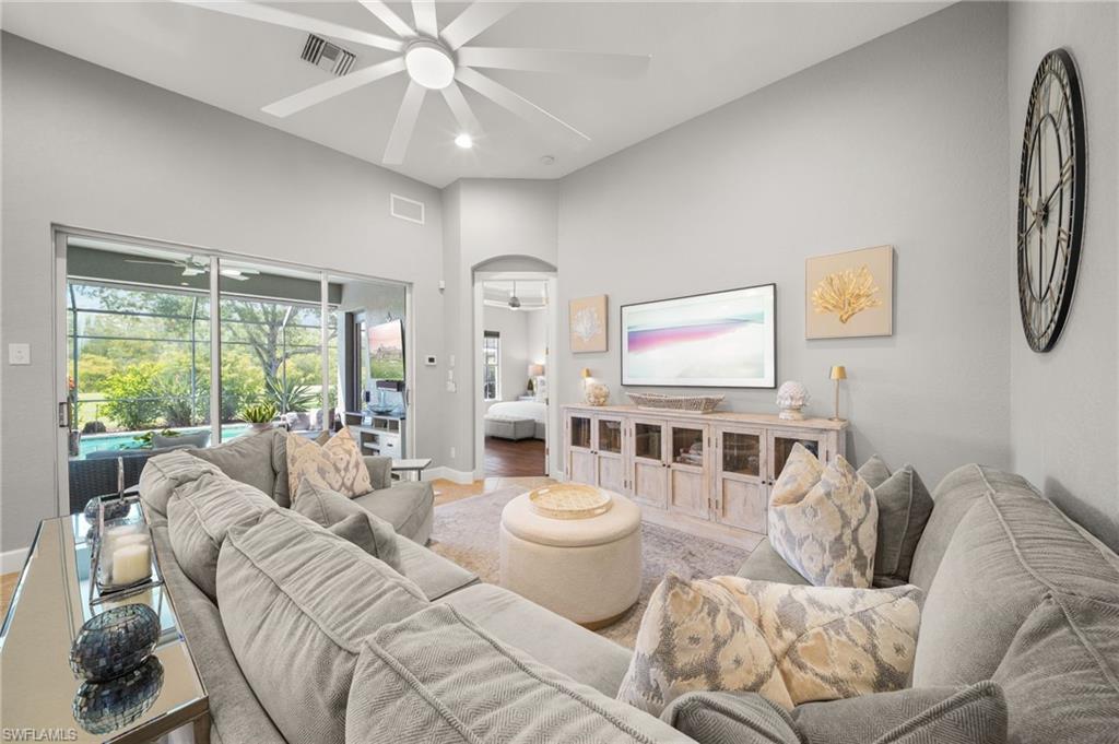 9137 Quartz Ln, Naples, FL 34120 photo