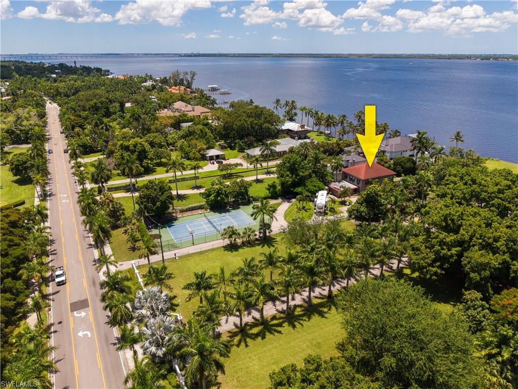 2430 Mcgregor Blvd, Fort Myers, FL 33901 photo