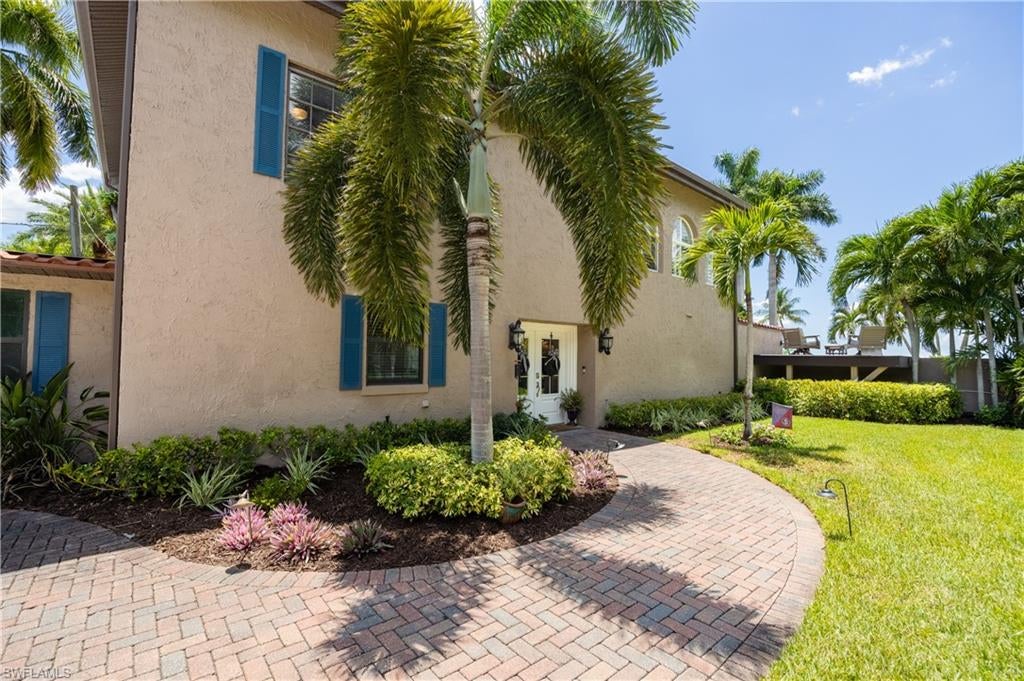 2430 Mcgregor Blvd, Fort Myers, FL 33901 photo
