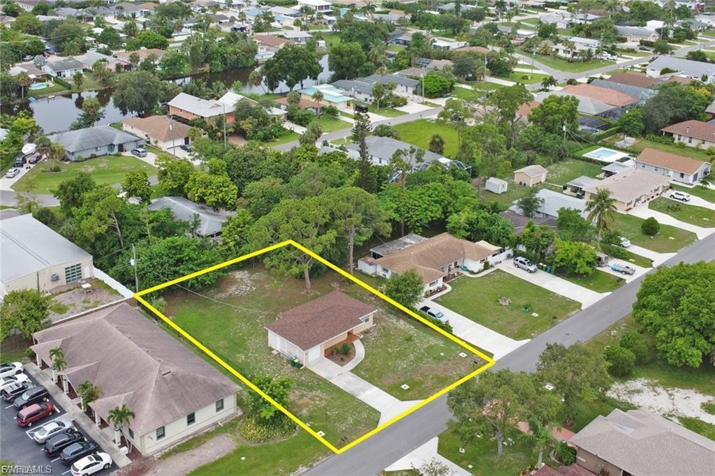 870 109 Ave, Naples, FL 34108 photo