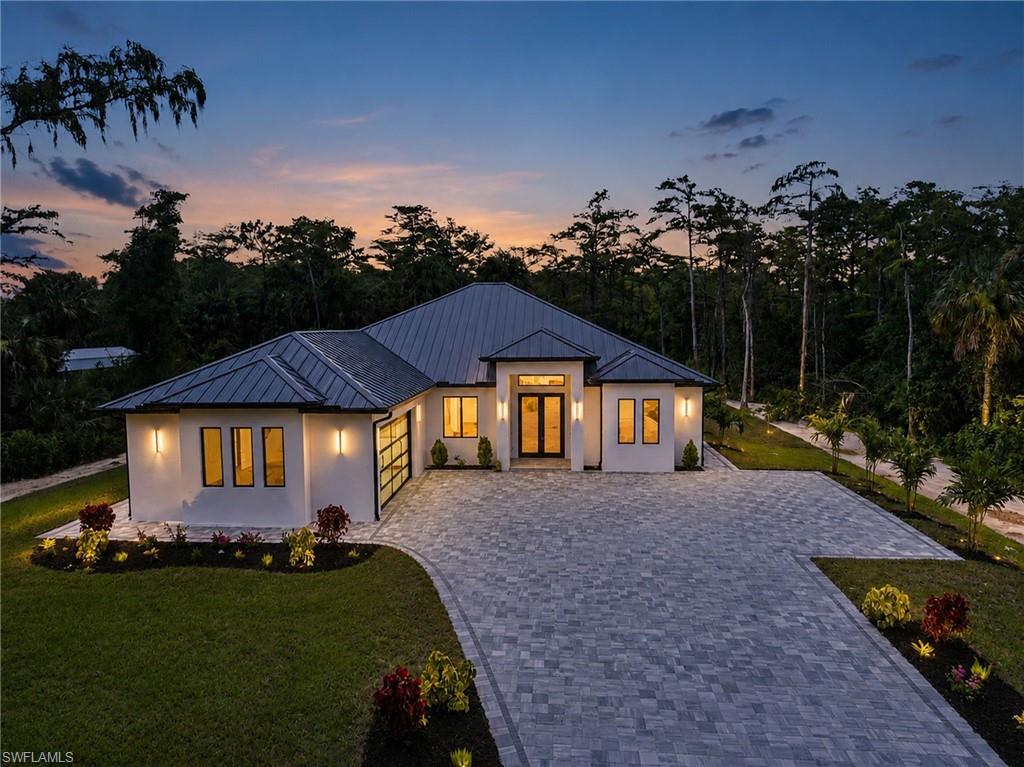 533 6 St, Naples, FL 34117 photo