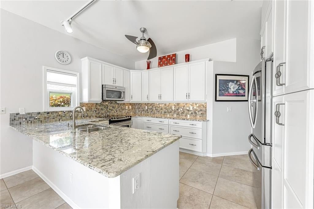 1303 SE 20 Ct, Cape Coral, FL 33990 photo