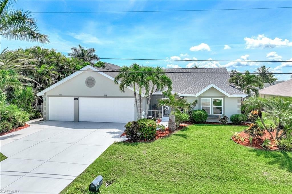1303 SE 20 Ct, Cape Coral, FL 33990 photo